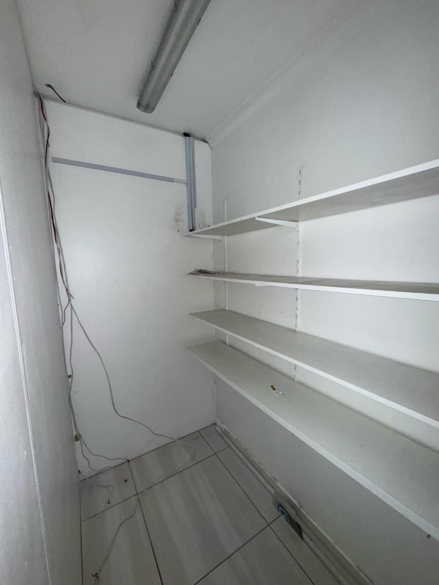  Bedroom Property for Sale in Hillcrest Heights Western Cape